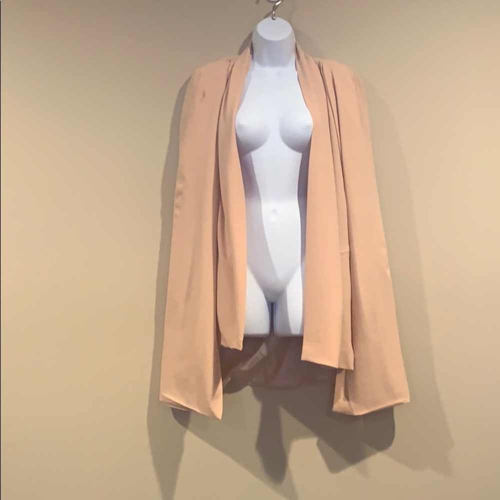 Nude cape